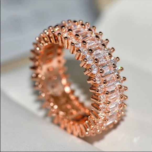💯 NEW ENGAGEMENT ROSE GOLD DIAMOND RING - Picture 2 of 3